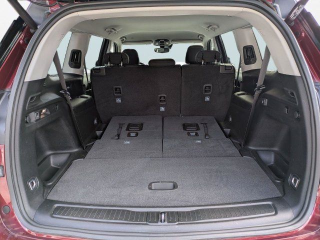 Used 2022 Jeep Grand Cherokee L Laredo w/ Luxury Tech Group I RWD image 13