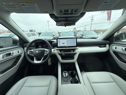 New 2026 Ford Explorer Active w/ Active Comfort Package AWD/4WD image 21