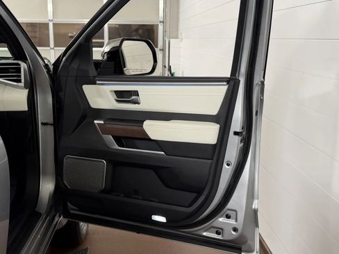 Used 2023 Toyota Tundra Capstone AWD/4WD image 45