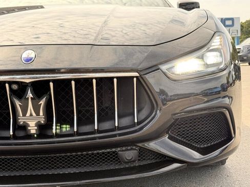 Used 2018 Maserati Ghibli S GranSport Q4 AWD/4WD image 7