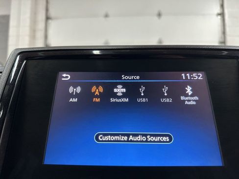 Used 2022 Nissan Frontier SV w/ Technology Package AWD/4WD image 30