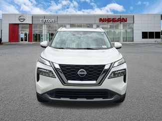Used 2023 Nissan Rogue SL FWD video 2