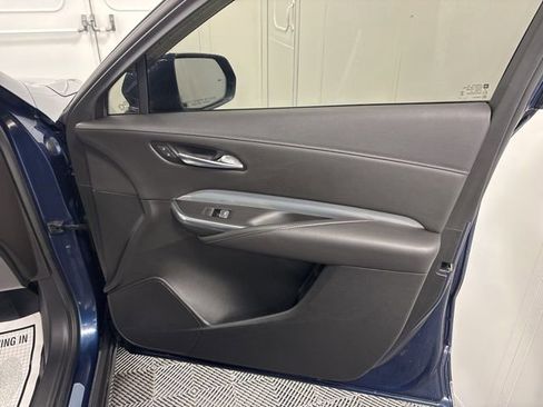 Used 2019 Cadillac XT4 Premium Luxury w/ Enhanced Visibility Package image 15