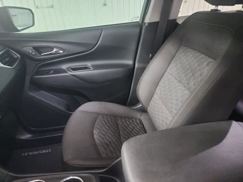 Used 2019 Chevrolet Equinox LT FWD image 31