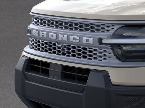 New 2025 Ford Bronco Sport Outer Banks image 17