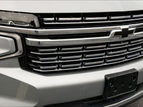 Used 2024 Chevrolet Tahoe Premier w/ Premium Package image 28