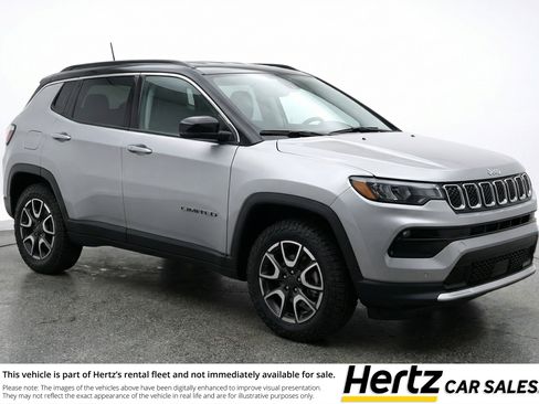 Used 2025 Jeep Compass Trailhawk AWD/4WD image 1