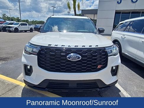Used 2025 Ford Explorer ST w/ Sun And Sound Package RWD image 3