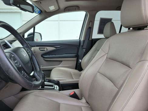 Used 2018 Honda Ridgeline RTL-E image 24
