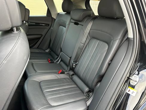Used 2020 Audi Q5 2.0T Premium Plus w/ Premium Plus Package image 15