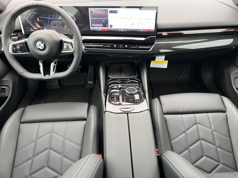 New 2026 BMW 530i w/ M Sport Package image 3