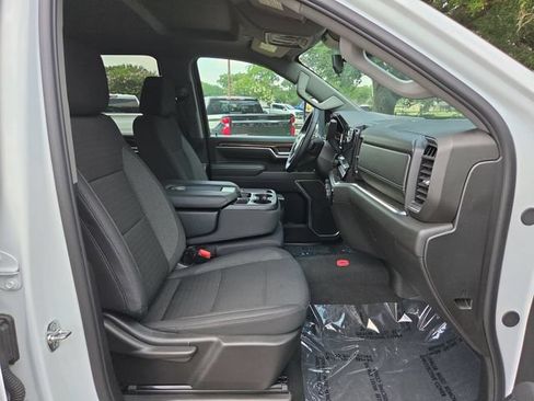 Certified 2025 Chevrolet Silverado 2500 LT w/ Convenience Package AWD/4WD image 28
