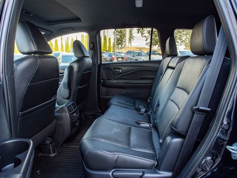 Used 2021 Honda Passport Touring image 17
