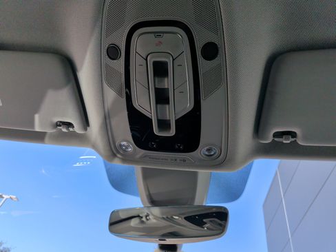 Used 2023 Audi Q5 2.0T Premium w/ Convenience Package image 26