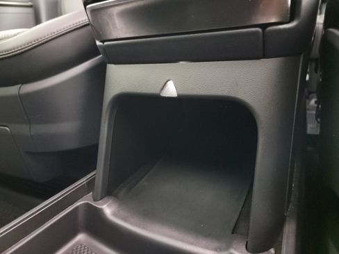Used 2022 Rivian R1S Launch Edition AWD/4WD image 33