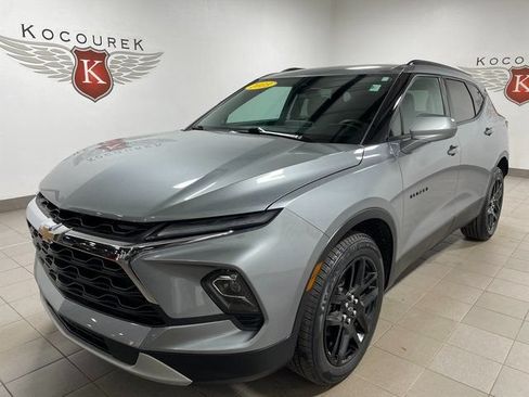 Used 2023 Chevrolet Blazer LT w/ Convenience Package AWD/4WD image 3