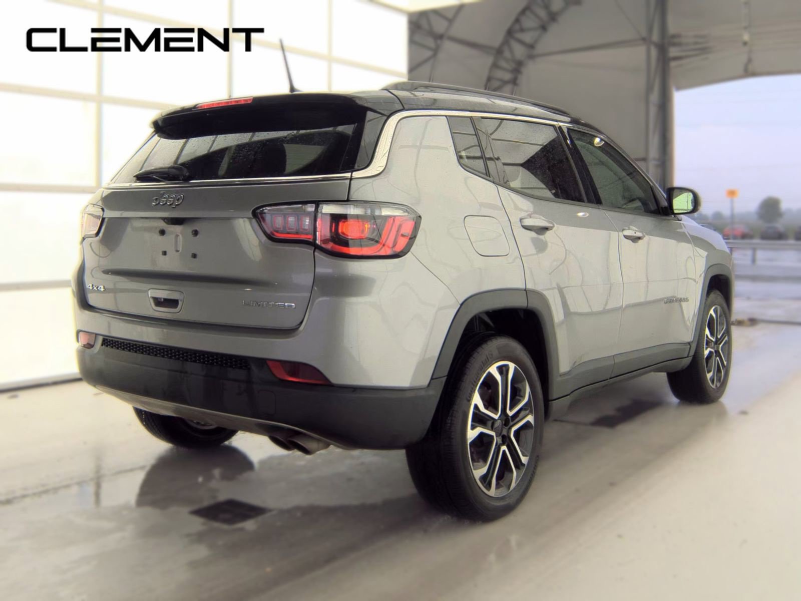 Used 2022 Jeep Compass Limited w/ Sun and Sound Group AWD/4WD image 6