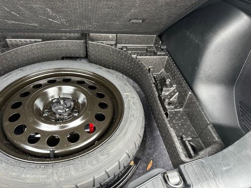 Used 2021 Ford Escape SEL w/ Technology Package image 43