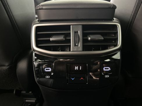 Used 2025 Lexus RX 350h w/ Convenience Package image 9