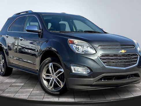 Used 2017 Chevrolet Equinox Premier w/ Enhanced Convenience Package FWD image 10