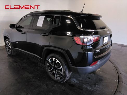 Used 2022 Jeep Compass Limited image 8