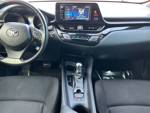 Used 2018 Toyota C-HR XLE image 12