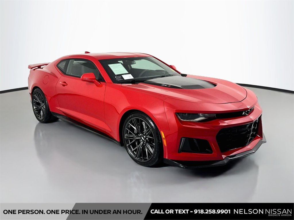 Used 2018 Chevrolet Camaro ZL1 RWD image 3