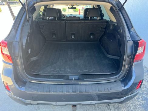 Used 2017 Subaru Outback 3.6R Limited image 19