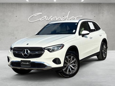 Used 2024 Mercedes-Benz GLC 300 image 1