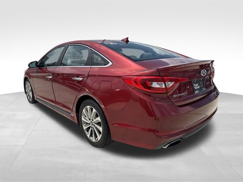 Used 2016 Hyundai Sonata Sport w/ Option Group 1V FWD image 7