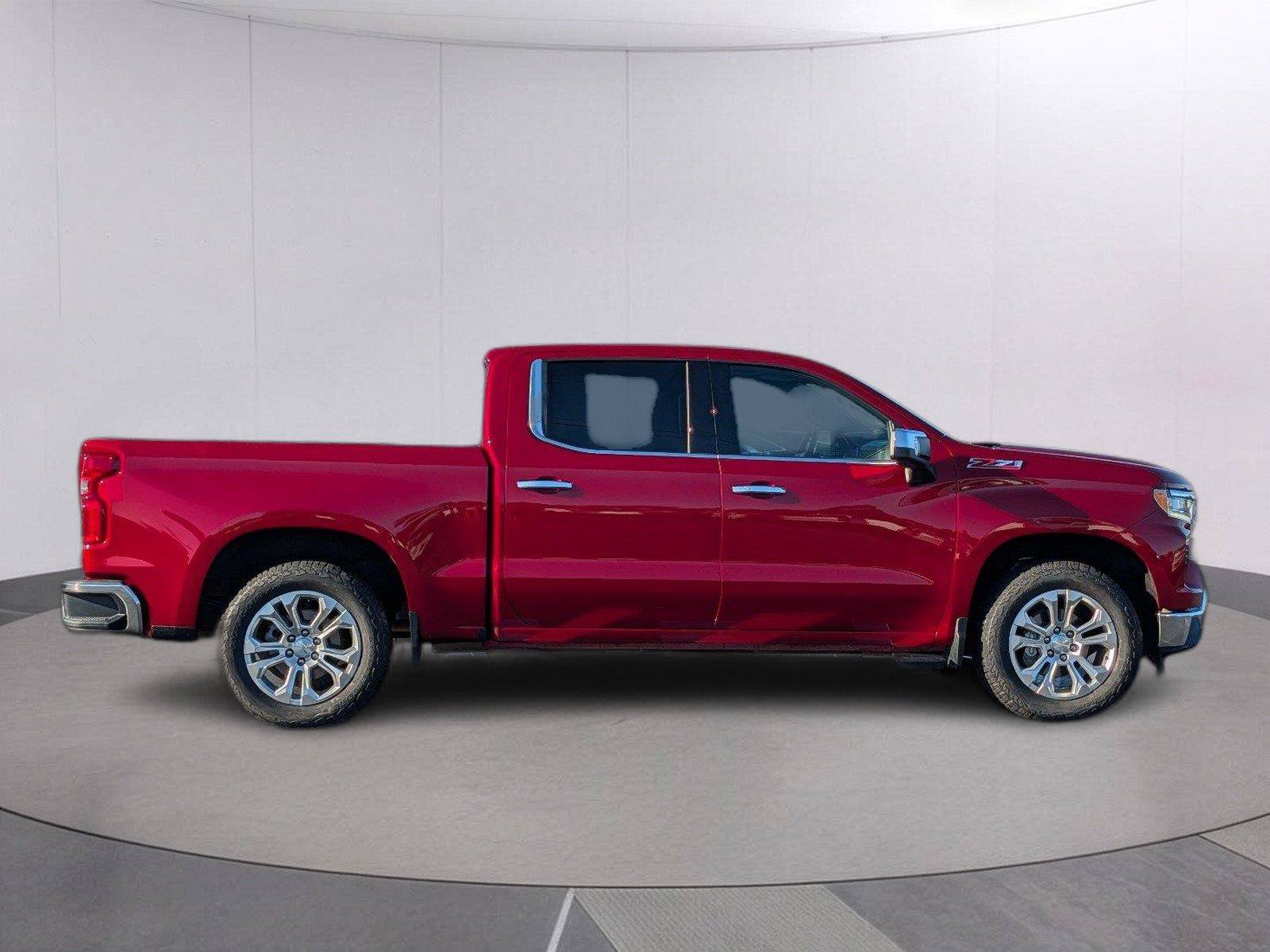 Certified 2024 Chevrolet Silverado 1500 LTZ w/ LTZ Premium Package AWD/4WD image 8
