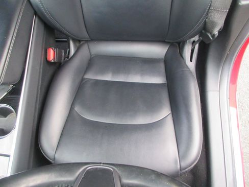 Used 2017 Tesla Model 3 Standard Range RWD image 9