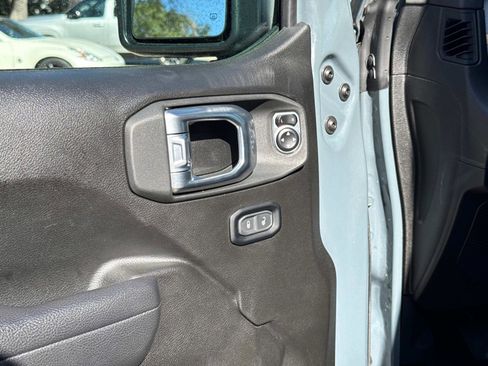 Certified 2024 Jeep Wrangler Willys image 13