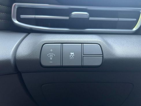 New 2025 Hyundai Elantra SEL FWD image 47