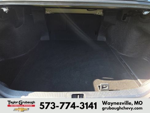 Used 2025 Toyota Camry LE FWD image 15
