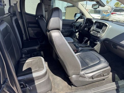 Used 2016 Chevrolet Colorado Z71 AWD/4WD image 11