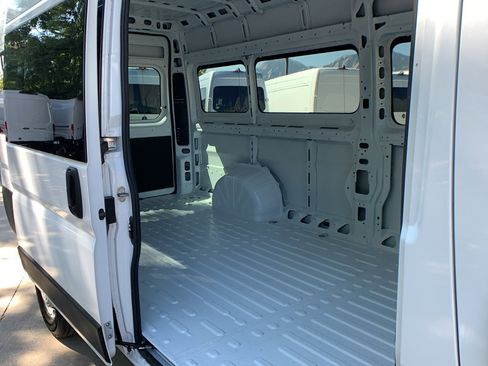 Used 2023 RAM ProMaster 3500 image 22
