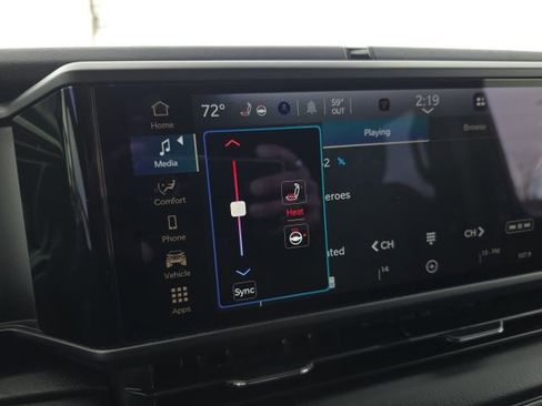 Used 2025 Jeep Wrangler Unlimited Sahara w/ Safety Group image 23