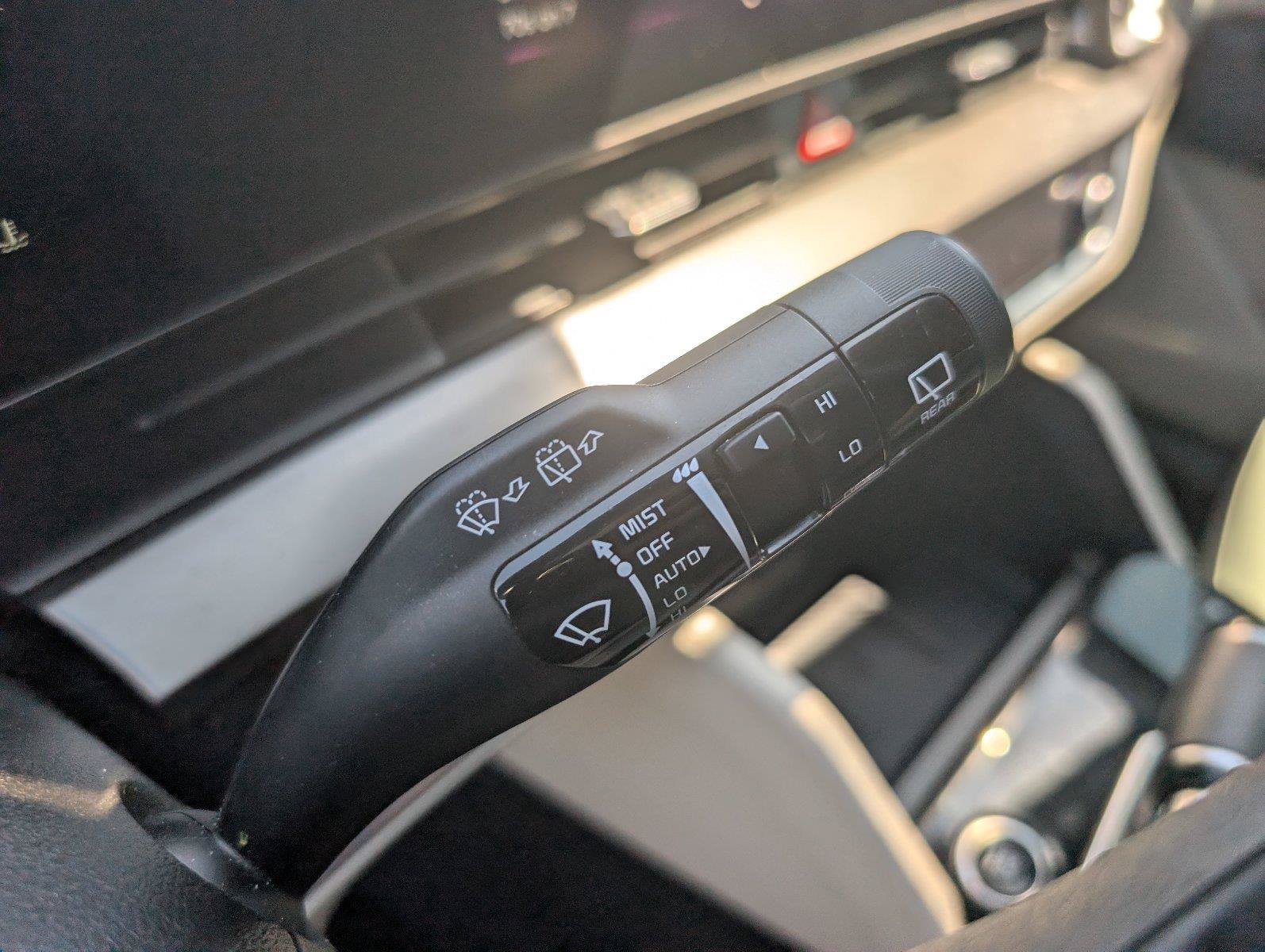 Used 2023 Kia Sportage EX FWD image 28