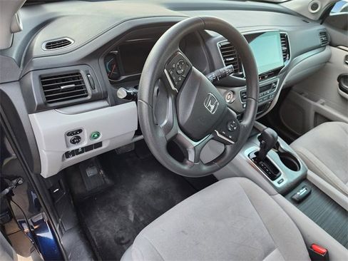 Used 2019 Honda Pilot EX image 8