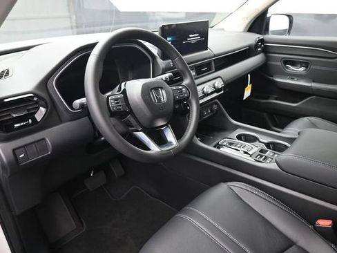 New 2026 Honda Pilot Touring image 19