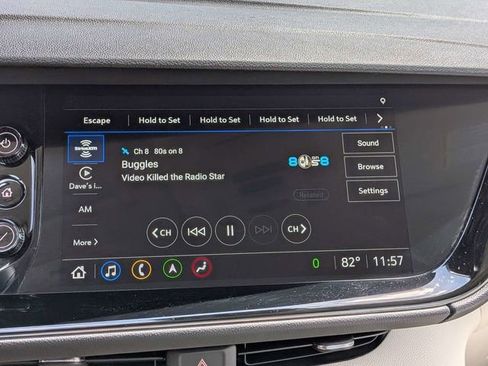 Used 2023 Buick Envision Avenir AWD/4WD image 19