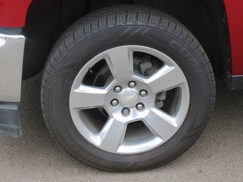 Used 2018 Chevrolet Silverado 1500 LT w/ Texas Edition image 16