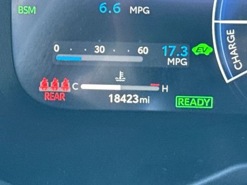 Used 2023 Toyota RAV4 Limited image 16