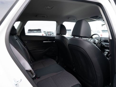 Used 2025 Kia Seltos S image 13