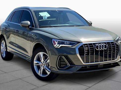 Used 2024 Audi Q3 2.0T Premium Plus AWD/4WD image 2