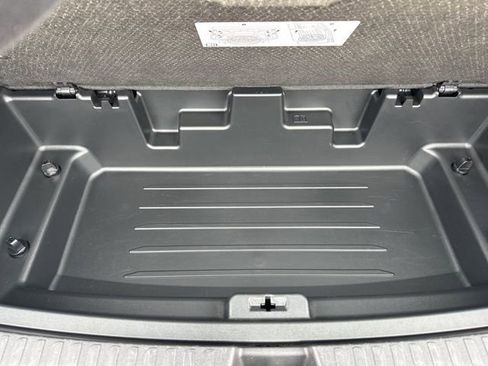 Used 2025 Buick Enclave Sport Touring image 59