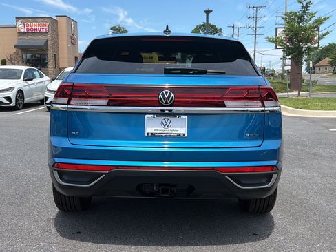 Used 2024 Volkswagen Atlas Cross Sport SE AWD/4WD image 10