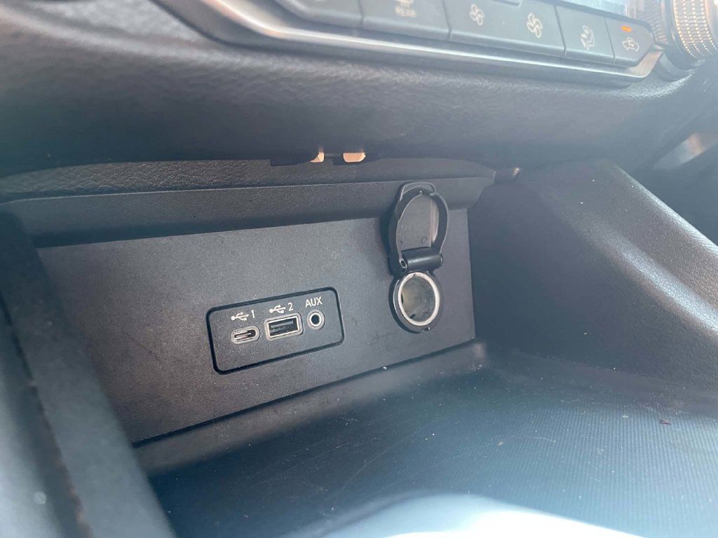 Used 2024 Nissan Sentra SV FWD image 23