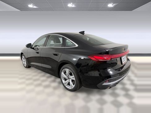 Used 2025 Audi A5 2.0T Premium w/ Convenience Package AWD/4WD image 3